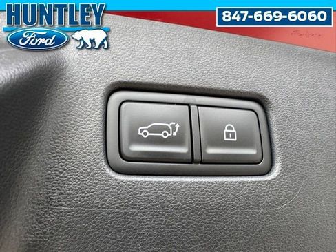 Used 2025 Hyundai Santa Fe Limited image 16