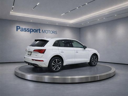 Used 2023 Audi Q5 2.0T Premium Plus w/ Premium Plus Package AWD/4WD image 4