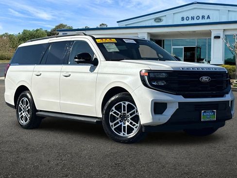 Certified 2025 Ford Expedition Max Active AWD/4WD image 2