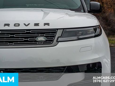 Used 2024 Land Rover Range Rover Sport SE image 11