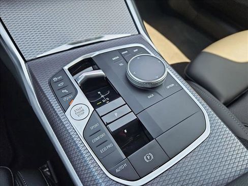 Used 2025 BMW M340i image 12