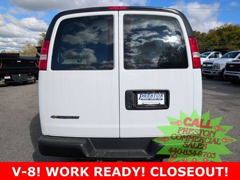 New 2025 Chevrolet Express 3500 w/ Driver Convenience Package RWD image 6