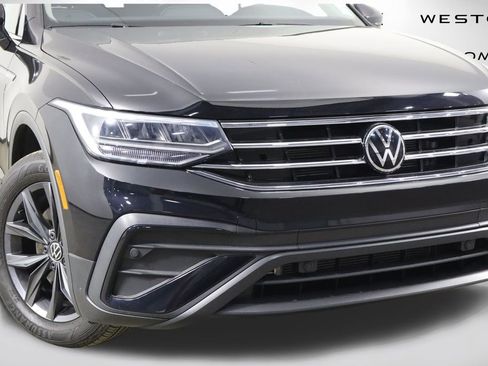 Used 2023 Volkswagen Tiguan SE image 43