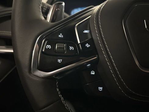 Used 2025 Chevrolet Corvette Stingray image 19