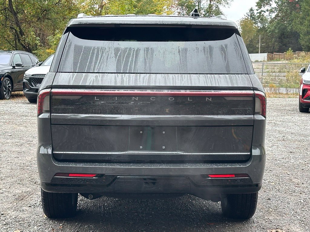 New 2025 Lincoln Navigator Black Label AWD/4WD image 5