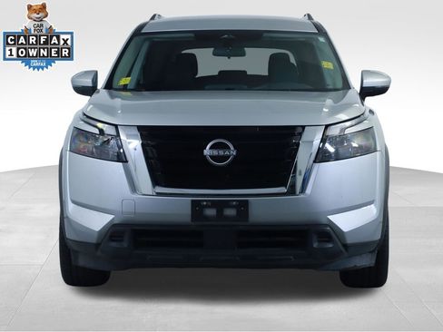 Used 2025 Nissan Pathfinder SV AWD/4WD image 8