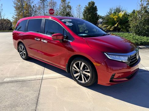 Used 2023 Honda Odyssey Touring image 4