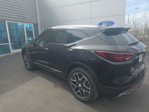 Used 2023 Chevrolet Blazer Premier w/ Driver Confidence II Package FWD image 9