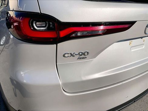 Used 2024 MAZDA CX-90 3.3 Turbo w/ Preferred Plus image 30