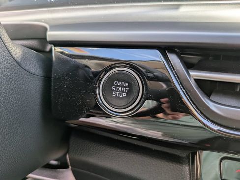 Certified 2025 Kia Seltos S AWD/4WD image 28