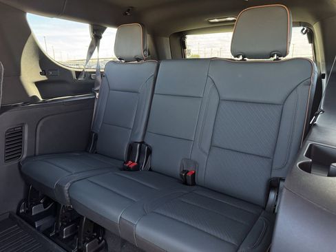 New 2026 GMC Yukon XL AT4 w/ AT4 Premium Package image 25