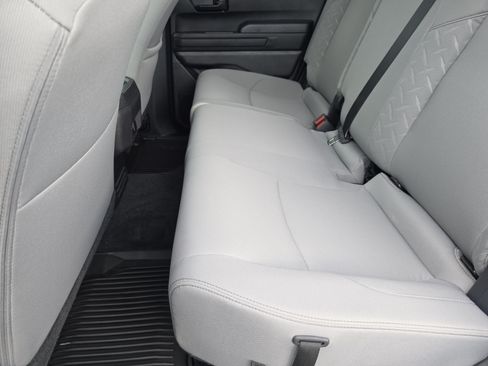 Certified 2025 Toyota Tacoma SR5 AWD/4WD image 10