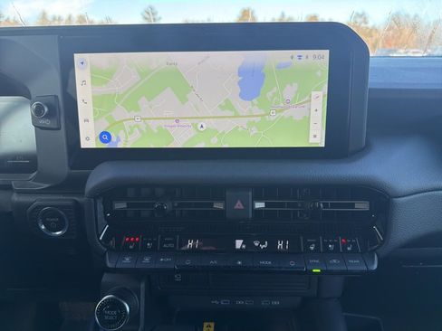 Used 2025 Toyota Land Cruiser image 26