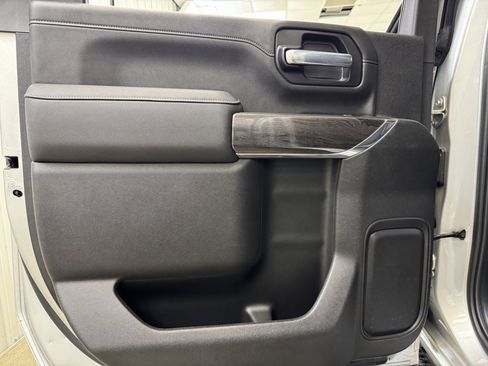 Used 2023 Chevrolet Silverado 2500 LTZ w/ LTZ Convenience Package image 16