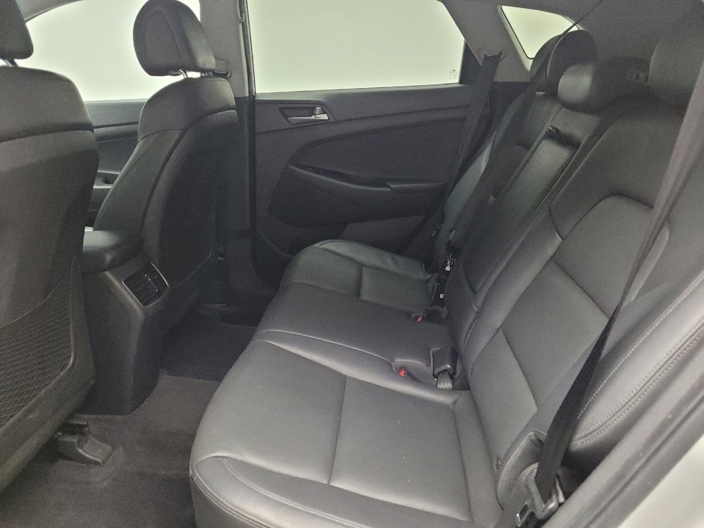 Used 2016 Hyundai Tucson Limited w/ Option Group 03 AWD/4WD image 18