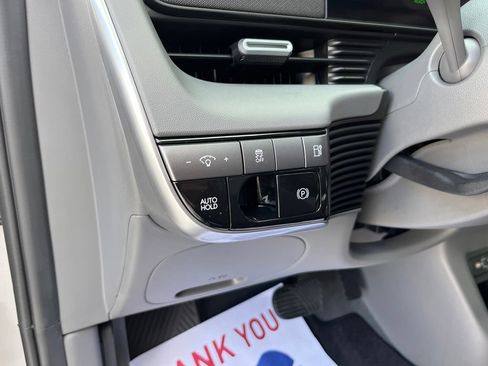 Used 2026 Hyundai Ioniq 5 SE RWD image 7