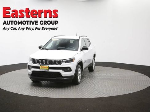 Used 2024 Jeep Compass Latitude AWD/4WD image 53