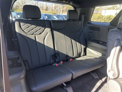 Used 2022 Hyundai Palisade Calligraphy image 21