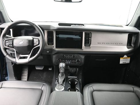 New 2025 Ford Bronco Outer Banks image 25