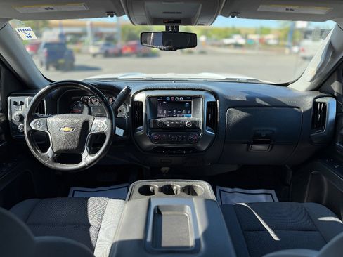 Used 2018 Chevrolet Silverado 1500 LT w/ All Star Edition AWD/4WD image 5