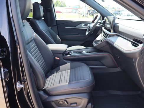 New 2026 Ford Explorer ST-Line w/ ST-Line Street Pack AWD/4WD image 14