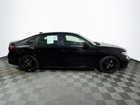 Used 2025 Honda Civic Sport image 8