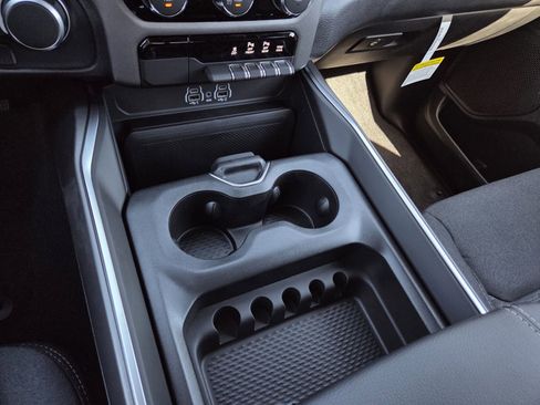 New 2026 RAM 1500 Express image 9
