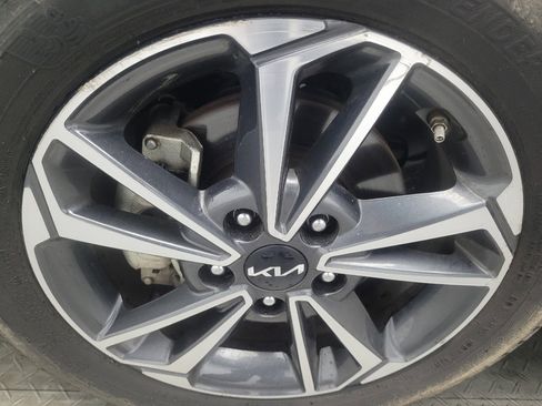 Used 2023 Kia Forte LXS w/ LXS Technology Package FWD image 31