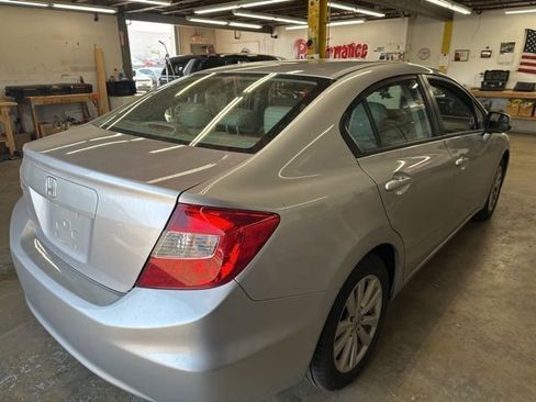 Used 2012 Honda Civic EX-L image 17