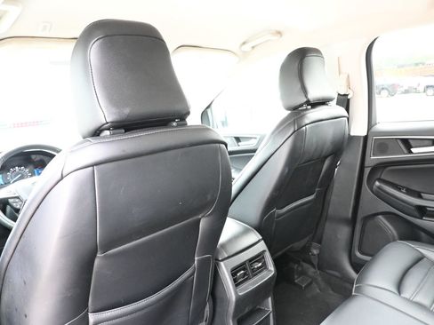 Used 2024 Ford Edge SEL AWD/4WD image 22