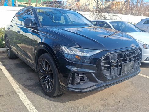 Used 2023 Audi Q8 Premium Plus w/ Premium Plus Package image 2