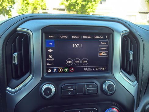 Used 2021 GMC Sierra 1500 Elevation w/ Preferred Package AWD/4WD image 41