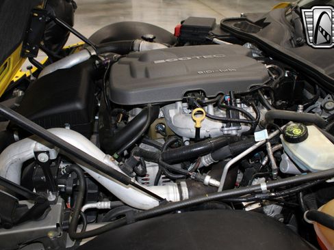 Used 2008 Pontiac Solstice GXP w/ Premium Package image 9