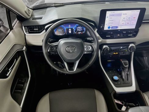Used 2024 Toyota RAV4 Limited w/ Advanced Technology Package AWD/4WD image 19
