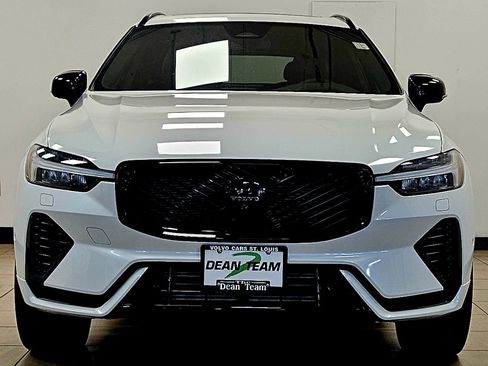 New 2026 Volvo XC60 T8 Ultra w/ Climate Package AWD/4WD image 7