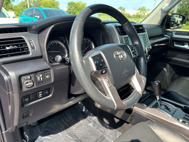 Used 2022 Toyota 4Runner Limited AWD/4WD image 20