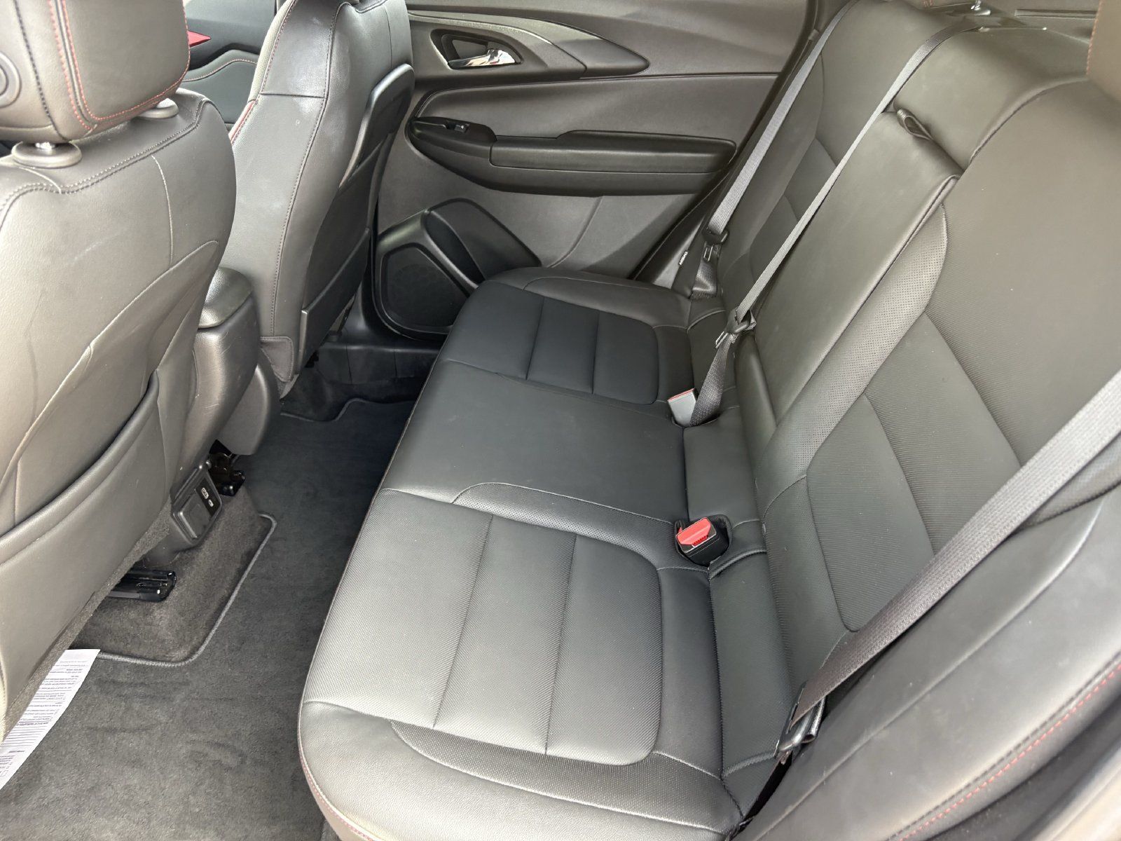 Used 2024 Chevrolet TrailBlazer RS w/ Convenience Package FWD image 21