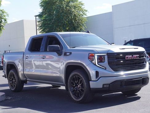 Used 2025 GMC Sierra 1500 Elevation w/ X31 Off-Road Package image 4