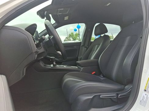 Used 2023 Honda Civic Sport image 13