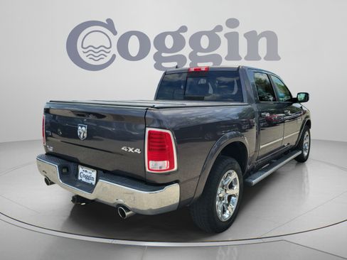 Used 2016 RAM 1500 Laramie w/ Convenience Group AWD/4WD image 3