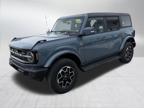 New 2025 Ford Bronco Outer Banks AWD/4WD image 2