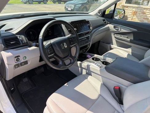 Used 2024 Honda Ridgeline RTL image 11