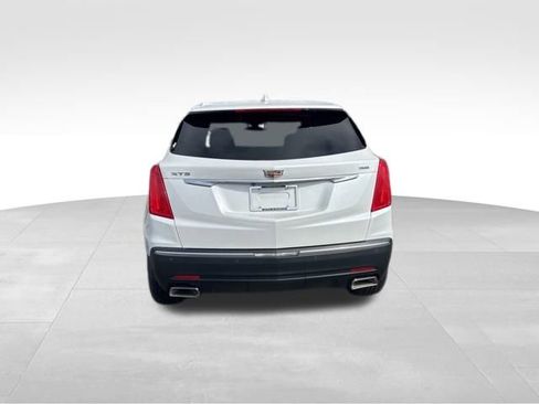 Used 2017 Cadillac XT5 FWD image 4
