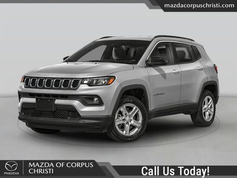 Used 2025 Jeep Compass Latitude image 1