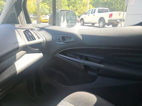 Used 2016 Ford Transit Connect XL FWD image 17