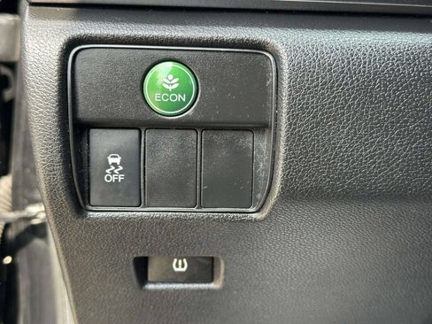 Used 2015 Honda Accord LX image 28