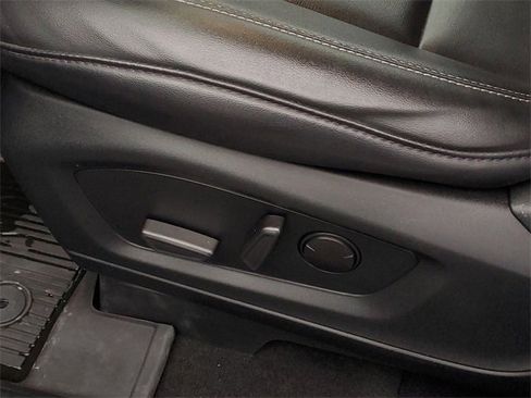 Certified 2023 Ford Explorer XLT w/ Equipment Group 202A image 12