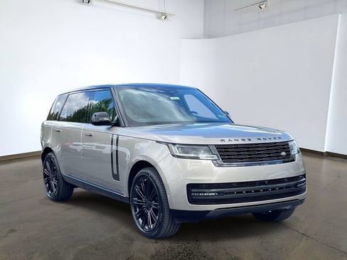 New 2026 Land Rover Range Rover Long Wheelbase SE AWD/4WD image 3