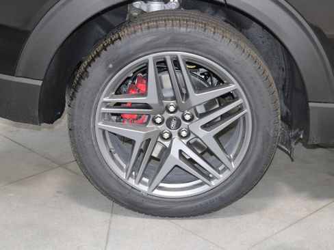 New 2026 Ford Explorer ST w/ Sun And Sound Package image 12