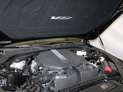 Used 2025 Cadillac CT5 V w/ Technology Package image 37